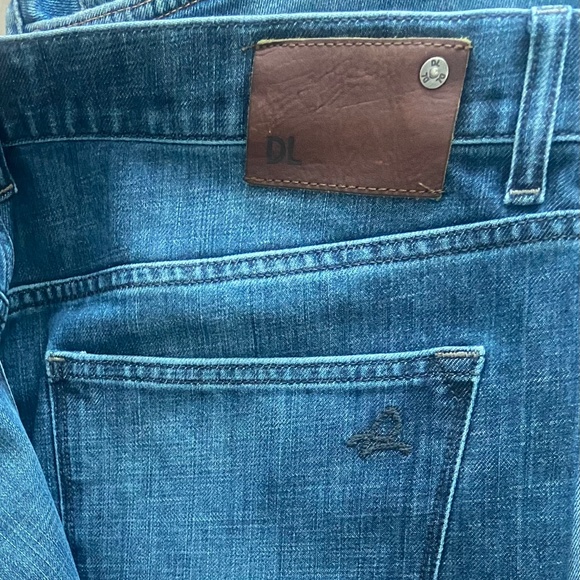 NWOT DL1961 Vince Straight Leg Denim Jeans Pantd - Picture 4 of 4